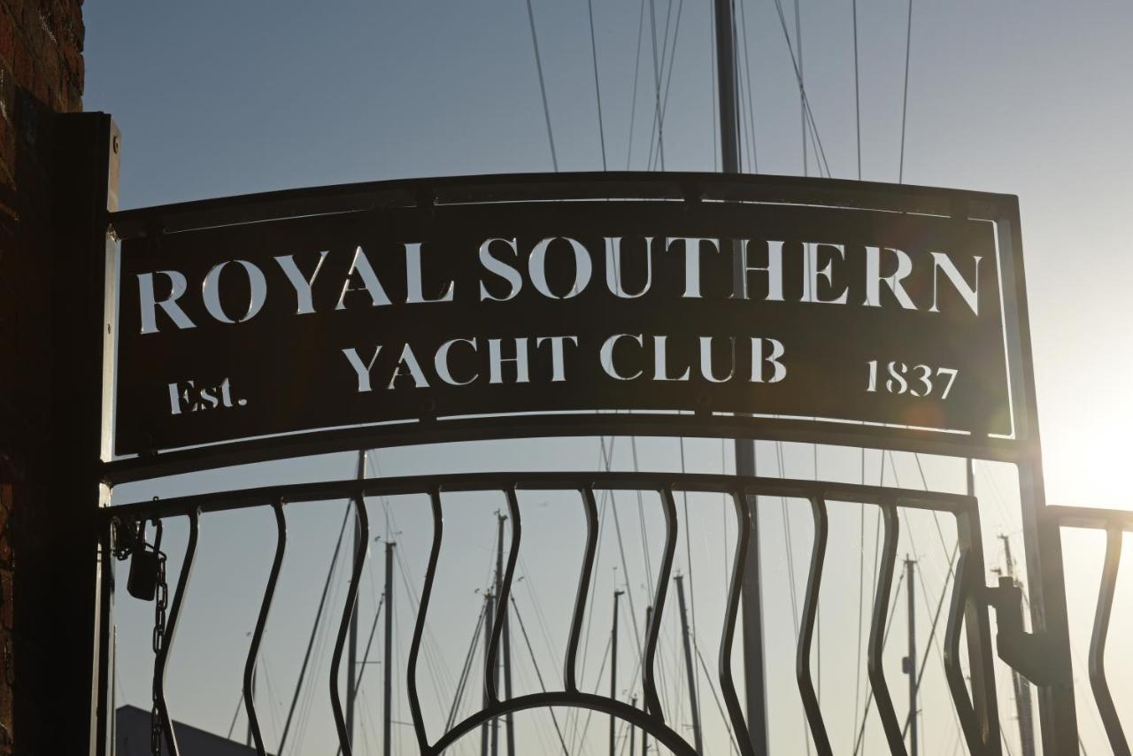 Royal Southern Yacht Club Hamble-le-Rice Zewnętrze zdjęcie